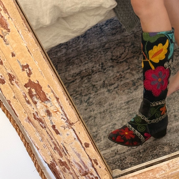 Colorful Floral Embroidered Boots - Picture 2 of 2